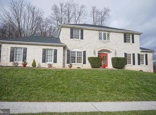 2085 Ashbury Dr, Harrisburg, PA 17112