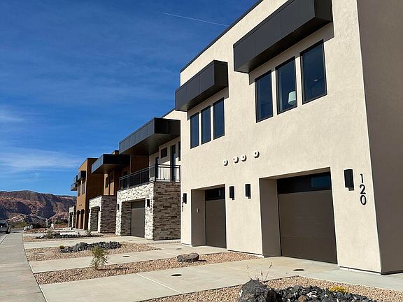 2nd image of 1624 W Ledges Pkwy #120
