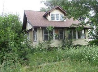 710 17th St SE, Cedar Rapids, IA 52403