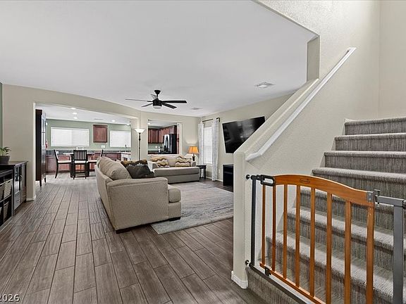 4th image of 8957 Ornate Glade Ave