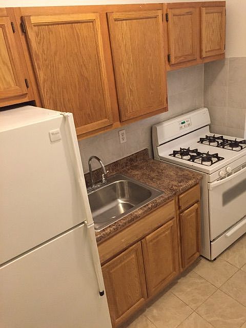 1st image of 3416 41st St APT 1C