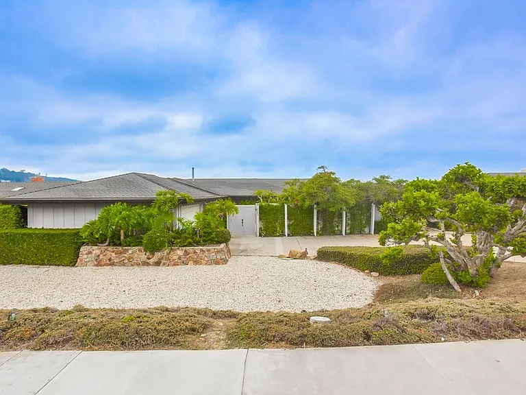 8302 Prestwick Dr — Photo 11