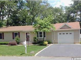 35 Bertan Ave, Howell, NJ 07731