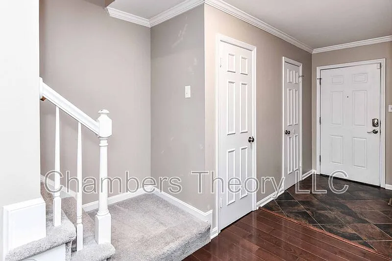 Building Photo - 2109 Kings Mill Ct