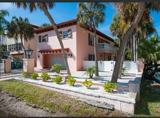 4110 6th Ave, Holmes Beach, FL 34217