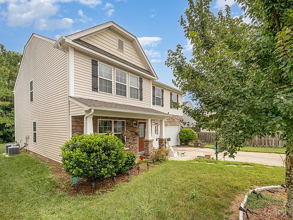 3rd image of 13842 Allison Forest Trl