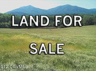 5 N 4th St, Mifflinburg, PA 17844