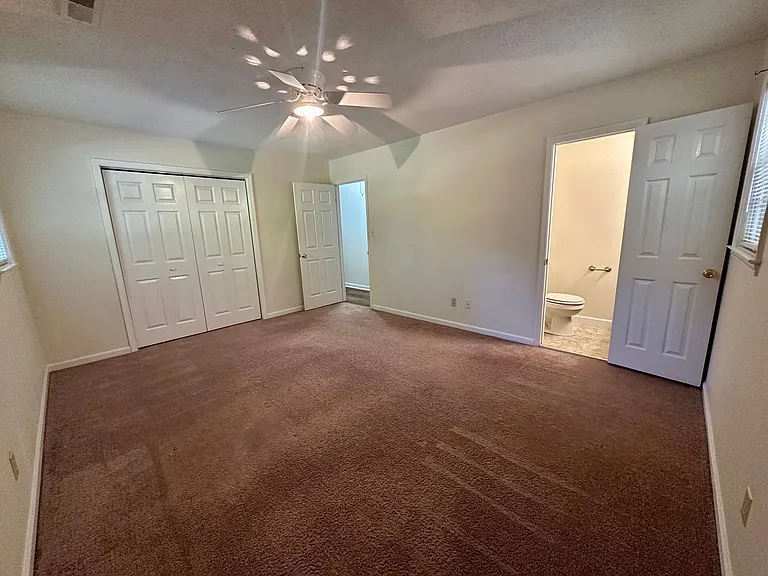 2060B Hideaway Dr — Photo 6