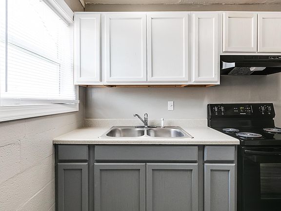 4th image of 2121 Phaup St APT C