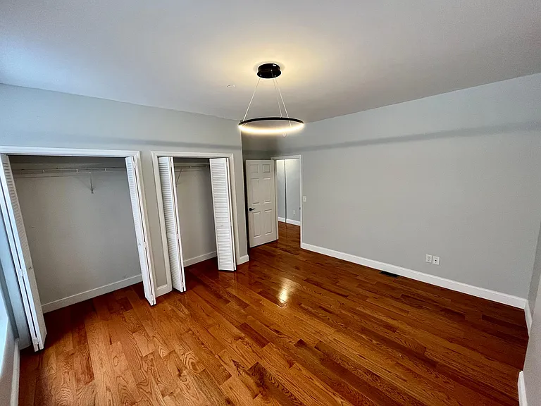 37 Maiden Ln — Photo 9