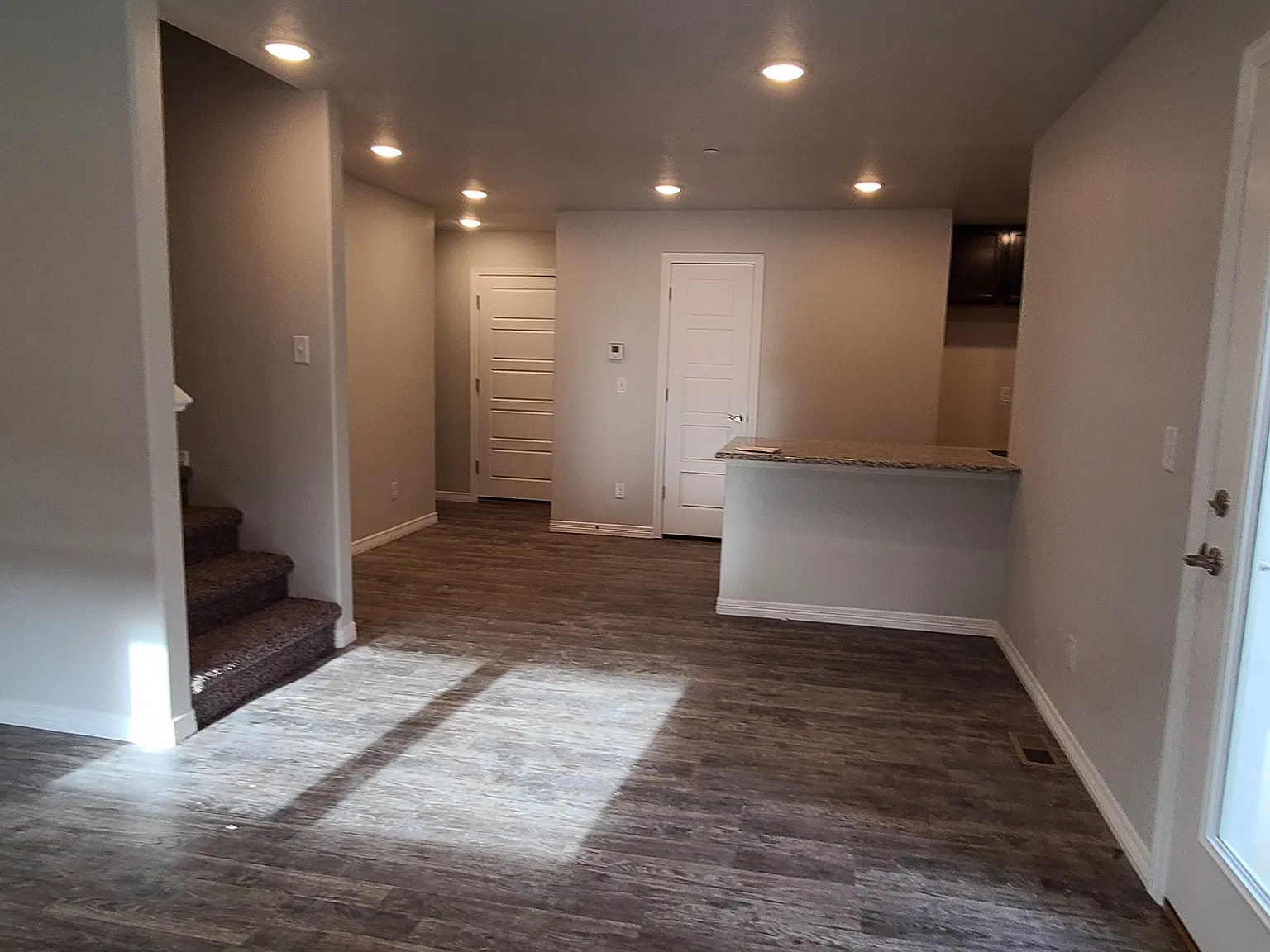 4 bed, 3.5 bath, 1700 sqft, $2,675 — Photo 3