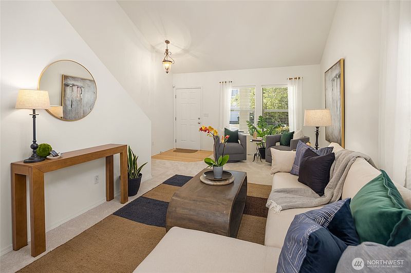 4th image of 1511 65th Street SE