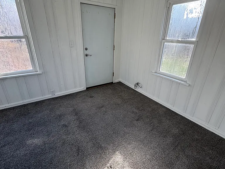 1231 W 3rd St #A — Photo 2