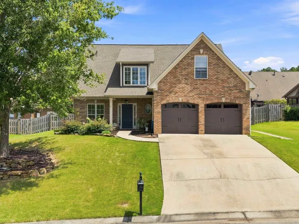476 River Oaks Ln, Helena, AL 35080