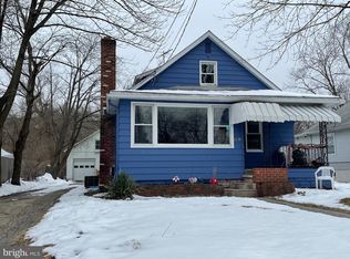 238 E Gibbsboro Rd, Lindenwold, NJ 08021