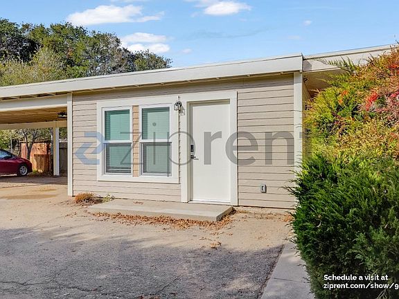 2nd image of 1815 San Andres St #B