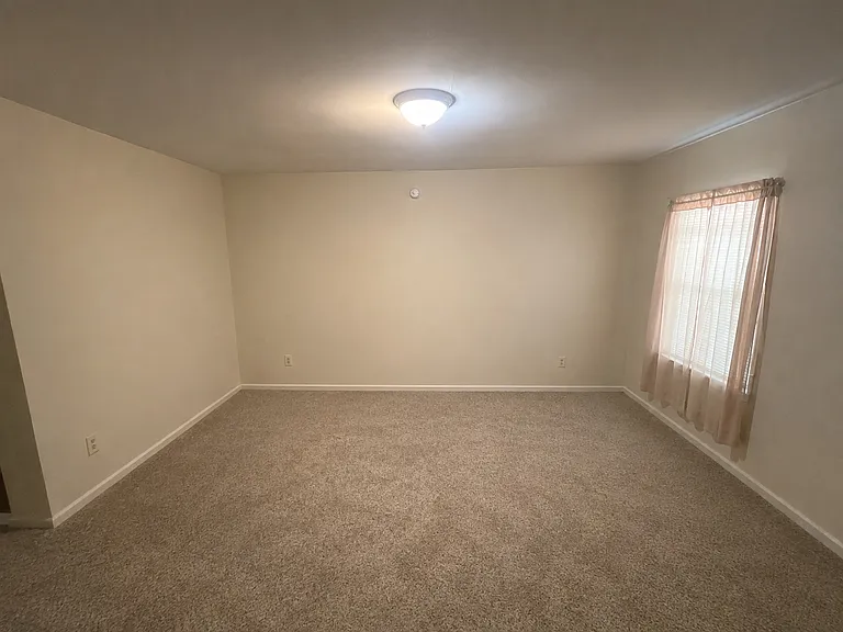 165 E Bridge St #3 — Photo 5