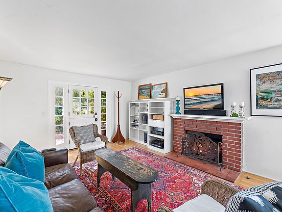 Cozy living room with fireplace