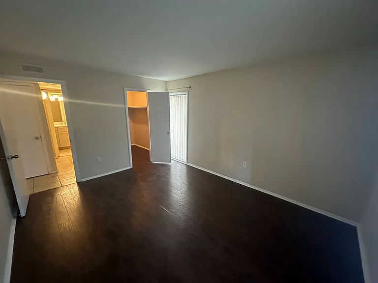 8602 Champlain Ct #88 — Photo 11
