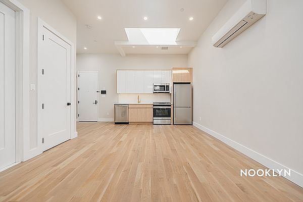 1st image of 284 Prospect Park W #4