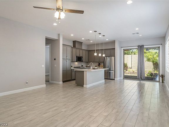 5th image of 9014 Golden Crow Ave