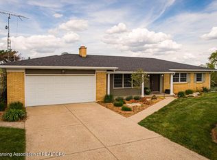 1572 W Price Rd, Saint Johns, MI 48879