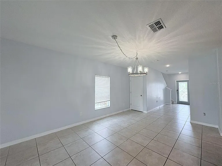 4935 Reflecting Pond Cir — Photo 10