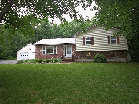 2nd image of 27 Roundstone Dr