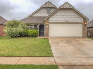 13325 S 21st Ct E, Bixby, OK 74008