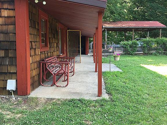 2nd image of 19585 E Lake Site Dr