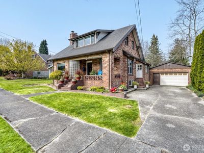348 NE 57th Street, Seattle, WA, 98105