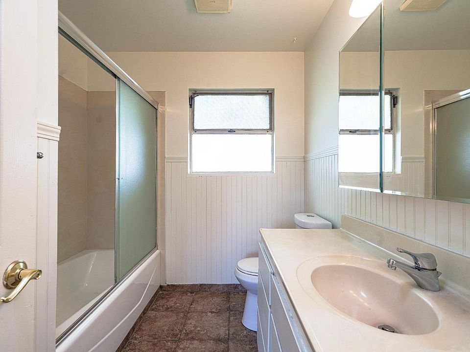 2nd image of 1767 S Reservoir St