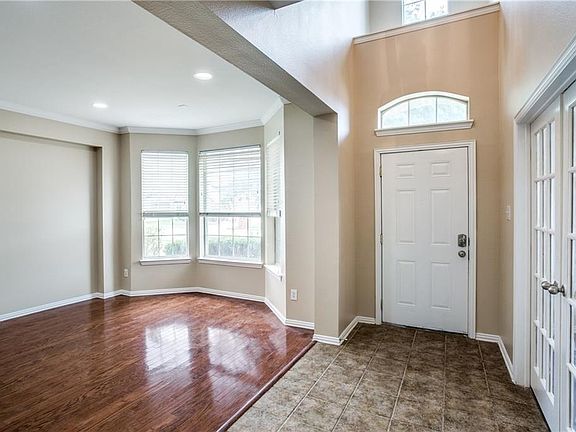 5th image of 8900 Friendswood Dr