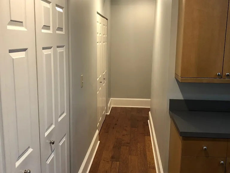 803 E 6th St #103 — Photo 6