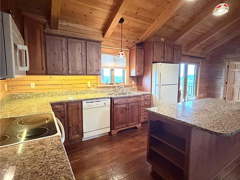 1748 Pen Argyl Rd — Photo 8