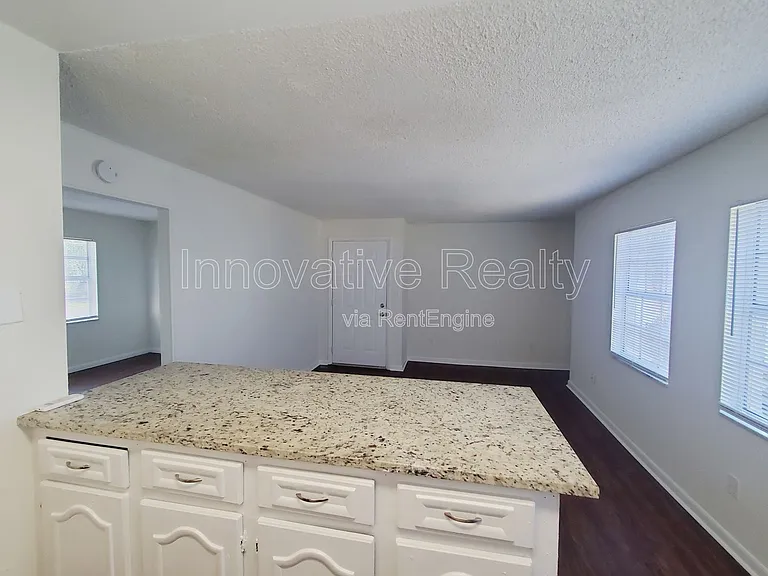 5264 Davisson Ave — Photo 8