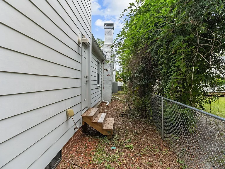 415 Cape Fear Ave — Photo 44