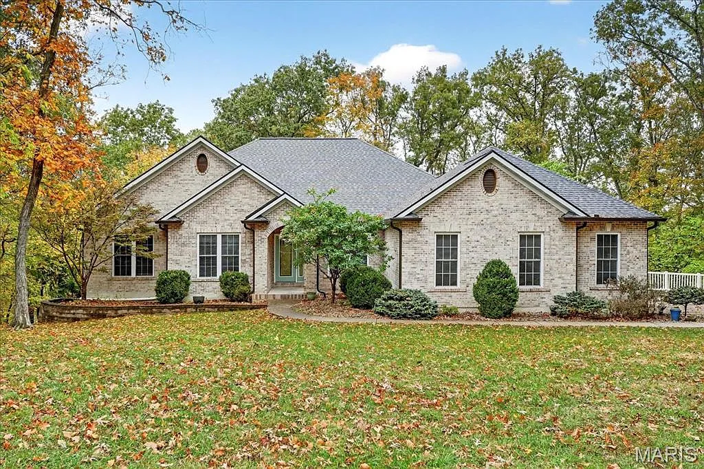 3940 Indian Ridge Ln photo 1
