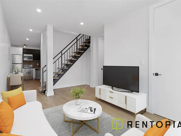 322 Graham Avenue image 1 of 8