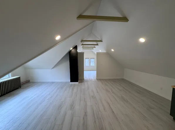 3372A N Downer Ave, Milwaukee, WI 53211