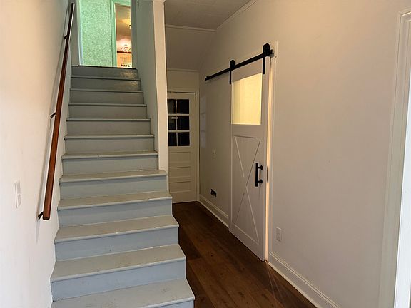 4th image of 801 Magness Dr