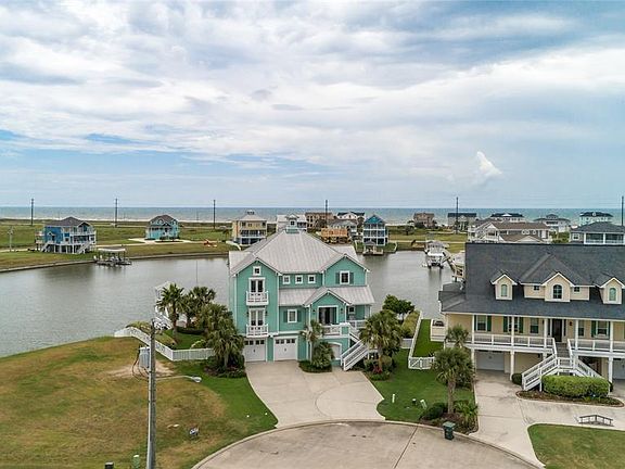 2nd image of 20607 E Sunset Bay Dr