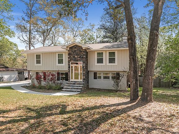 3rd image of 809 Gonzales Dr