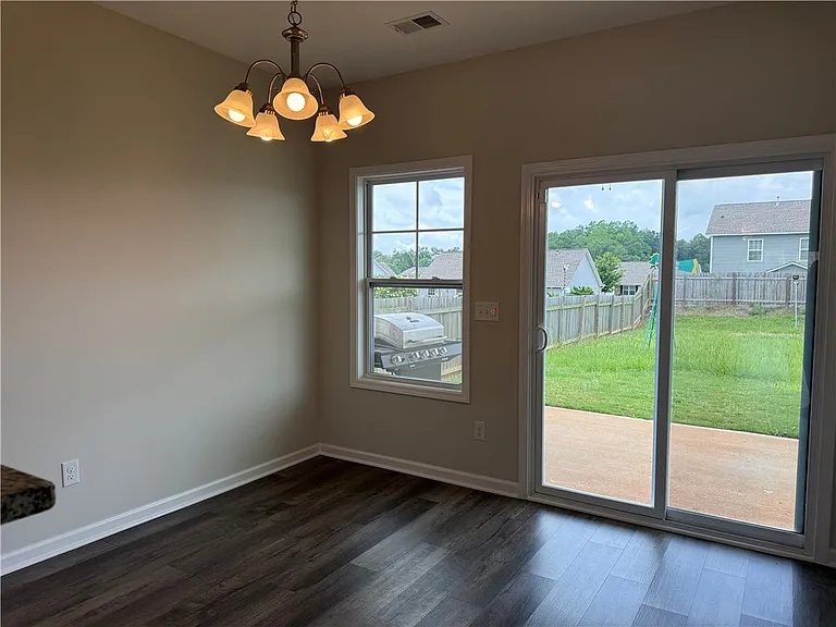 117 Weaver Way — Photo 7
