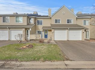 2270 Ranchview Ln N UNIT 39, Plymouth, MN 55447