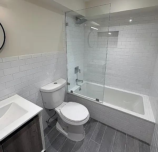 217 Lexington Ave #1 — Photo 8