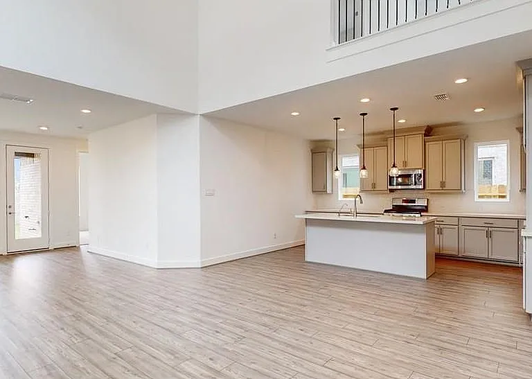 21623 Lampeter River Ln — Photo 6