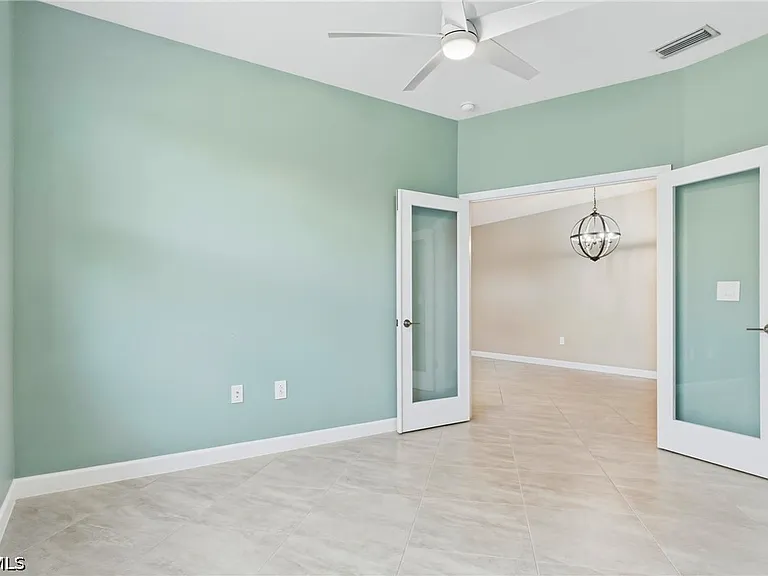 14050 Pine Lodge Ln — Photo 21