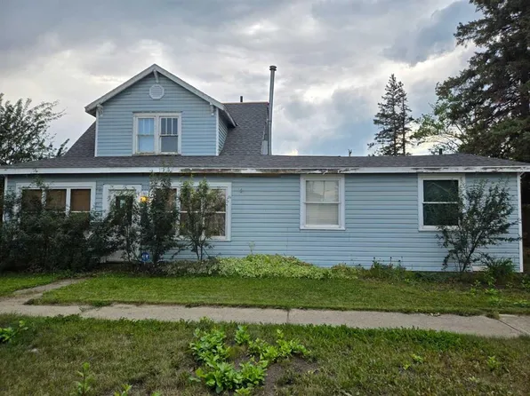 10111 E 102nd Ave, Hythe, AB T0H 2C0