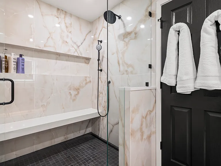 1834 Glacier Ct — Photo 30